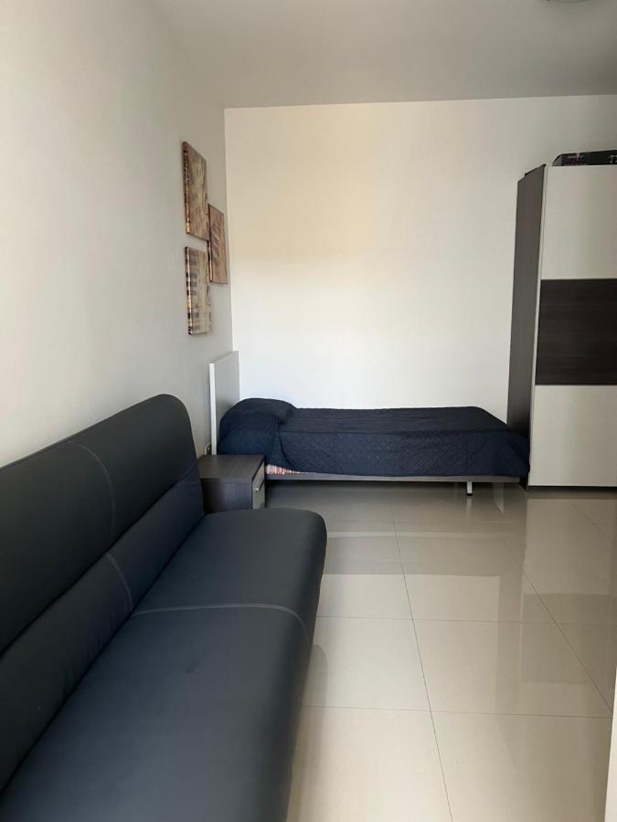 Claire'S Court Apartment Marsaxlokk Ngoại thất bức ảnh