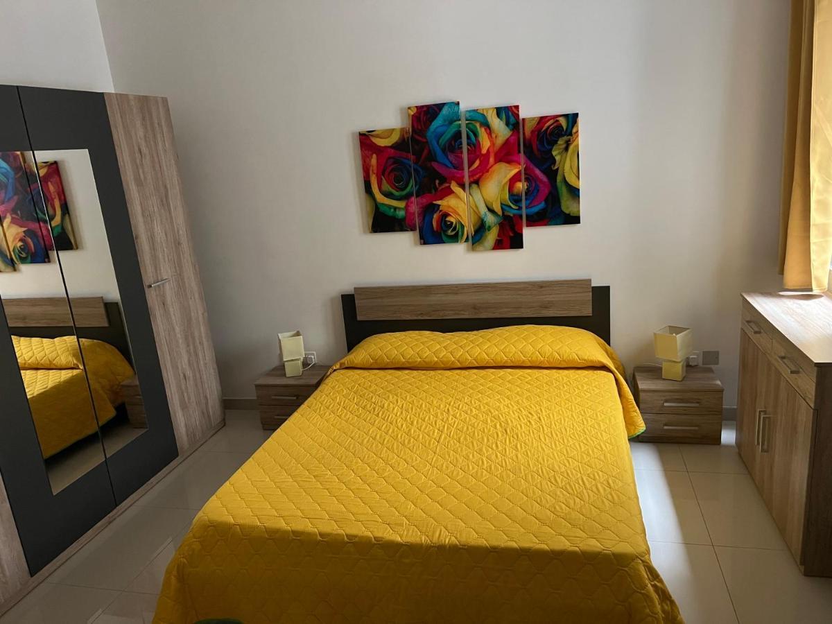 Claire'S Court Apartment Marsaxlokk Ngoại thất bức ảnh